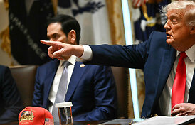 Donaldas Trumpas sako dar nesąs patenkintas susitarimu su Iranu