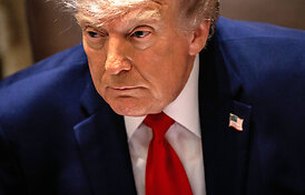 JAV teisėjas blokavo Donaldo Trumpo &bdquo;kovos su ginklavimusi fondo&ldquo; kūrimą