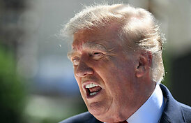 Donaldas Trumpas teigia, kad &Scaron;iaurės Korėja turi 57 branduolinius ginklus