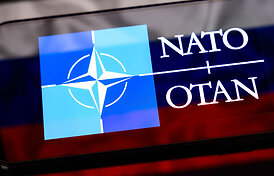 Ukrainai &ndash; leidimas ginklus pirkti per centrinę NATO agentūrą