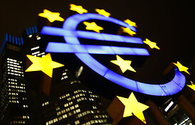 Spalį euro zonoje sulėtėjo verslo aktyvumo augimas
