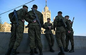 Maskva sugrįžo 20 metų atgal: taksi nevažiuoja, bankomatai neveikia