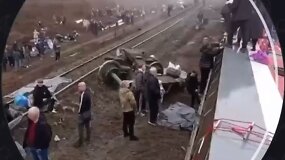 Pamatykite vaizdus: Rusijoje nuo bėgių nulėkė traukinys