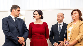 Nauja koalicija sudaryta: sutartyje &ndash; ir &bdquo;au&scaron;riečių&ldquo;, ir &bdquo;valstiečių&ldquo; i&scaron;keltos sąlygos