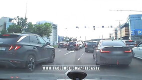 Chuligani&scaron;kas vairavimas ir incidentas
