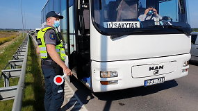 15min užfiksavo, kaip policija Molėtų pl. kontroliuoja įvažiavimą į Vilnių