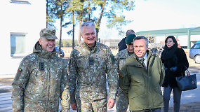 Lietuvoje dislokuotus JAV karius aplankė prezidentas, kariuomenės vadas, JAV ambasadorius