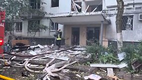 Namas po Rusijos atakos Ukrainoje