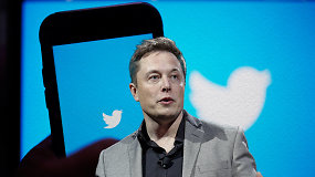 „Twitter“ priemė sprendimą parduoti akcijas E.Muskui – „Tesla“ vadovas platformoje užtikrins žodžio laisvę