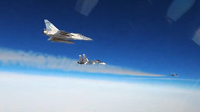 Du Prancūzijos naikintuvai „Mirage 2000-5“ virš Baltijos jūros perėmė tris Rusijos lėktuvus