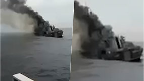 Užfiksuotas skęstantis Rusijos kreiseris „Moskva“ – 186 metrų ilgio laivas nuskendo po sprogimo ir gaisro
