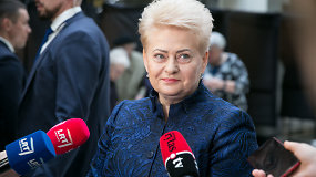 D.Grybauskaitė paaiškino, kodėl dalyvavo tik referendume dėl dvigubos pilietybės ir įgėlė Sauliui Skverneliui