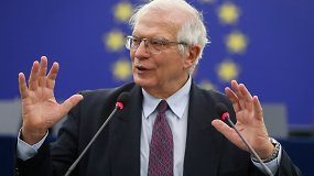 J.Borrellis: ES tariasi, kaip deeskaluoti Lietuvos ir Kinijos ginčą