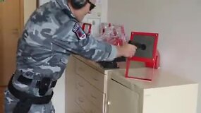 &Scaron;iaulių policija pasigamino kulkų gaudykles