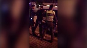 Alytuje nufilmuotas jauno boksininko susirėmimas su policininkais