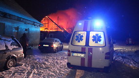 Panevėžio rajone gaisras be pastogės paliko penkias šeimas