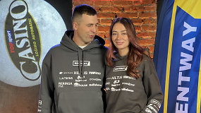 Emilija Gelažninkienė ir Arūnas Gelažninkas pristatė Dakaro komandą ir motobagį