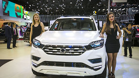 „SsangYong LIV-2“ koncepcinis modelis Paryžiaus parodoje