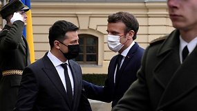 Susitiko Prancūzijos ir Ukrainos prezidentai – E.Macronas sakė, kad šios derybos padės užkirsti kelią tolesniam saugumo krizės blogėjimui