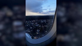 Audra sutrukdė ministrui grįžti į Lietuvą – lėktuvą apsuko likus keliems šimtams metrų iki nusileidimo
