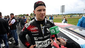 Circle K Miles Plus racing team lenktynininkas Julius Adomavičius išdavė kaip jaučiasi ant šlapios dangos