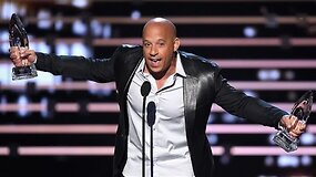 Vin Diesel Sings Emotional 'See You Again' Tribute to Paul Walker