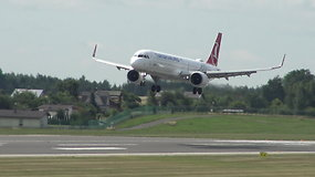 Sėkmingas lėktuvo nusileidimas antru bandymu Vilniaus oro uoste