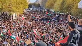 Paryžiuje vyko masinė demonstracija palestiniečiams paremti