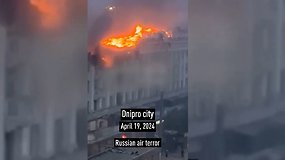 V.Zelenskio pasidalintame vaizdo įraše – Rusijos atakų padariniai