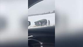 Tragi&scaron;kos avarijos Kai&scaron;iadorių rajone metu žuvo du mažamečiai