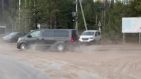 I&scaron; nelaimės vietos miesto link i&scaron;važiavo laidojimo įmonės &bdquo;Rimtis&ldquo; automobilis