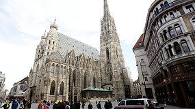 Austrijos policija įspėjo apie galimą „motyvuotą islamistų išpuolį“ prieš sostinės bažnyčias