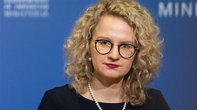 A.Armonaitė apie priekai&scaron;tus dėl draugės įdarbinimo Lietuvos geležinkeliuose