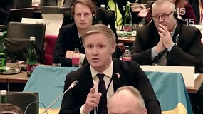 15/15: Latvijos politikas pasiuntęs Rusijos delegaciją sulaukė grasinimo &ndash; &bdquo;Rusijos karo laivai atplauks pas jus&ldquo;