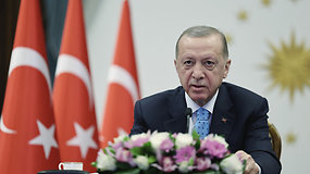 Turkijos lyderis trečią dieną nesirodo rinkiminiuose renginiuose