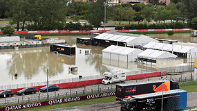 Dar nepradėjus varžytis, „Formulės 1“ trasą įveikė potvynis: atšaukiamas Emilijos-Romanijos etapas