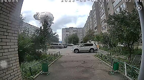 Sprogimo Sergijevo Posade momentą užfiksavo daugiabučio domofono kamera
