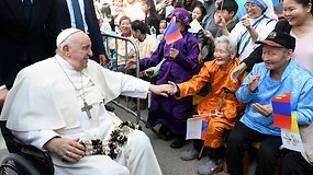 Popiežius pasiuntė žinutę Kinijai, nors oficialių ryšių Vatikanas su šalimi nepalaiko