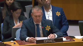 Izraelio ambasadorius JT ant krūtinės prisisegė Dovydo žvaigždę