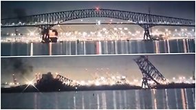 Pamatykite patys: atsitrenkus laivui, subyrėjo tiltas Baltimorėje
