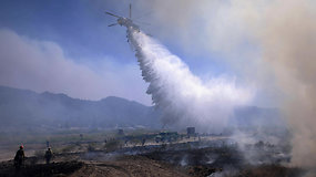 Dėl gaisro Los Andželo apylinkėse evakuota 1,2 tūkst. žmonių
