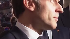 Po įtampos Ovaliajame kabinete tarp Zelenskio ir Trumpo, Macronas palaiko Ukrainą