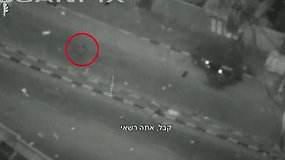 Izraelio kariuomenė paskelbė vaizdo įrašą: užfiksuoti antskrydžiai prieš taikinius Gazos Ruože