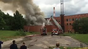 Buvusiame Vilniaus Kelių policijos pastate – gaisras