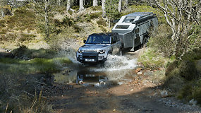 Frankfurte pristatytas „Land Rover Defender“