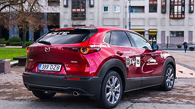 Renkame „Tautos automobilį 2020“:  Mazda CX-30