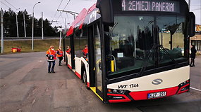 Kaip dirba mobilios Vilniaus viešojo transporto dezinfekuotojų brigados