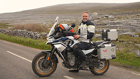 Karolio Mieliausko kelionė motociklu Airijos Laukiniu Atlanto keliu (3)