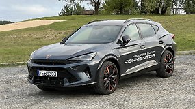 Pirmas žvilgsnis: „CUPRA Formentor VZ“ Plug in (2024 m.).