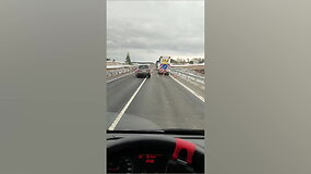 Situacija rekonstruotame kelyje Molėtai &ndash; Utena: ar dažnai reikės pažeisti KET?